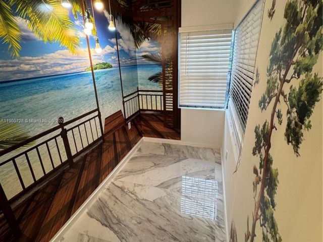 3-bedroom home for rent in Miami - 110 NE 68th St B - MondialRealty