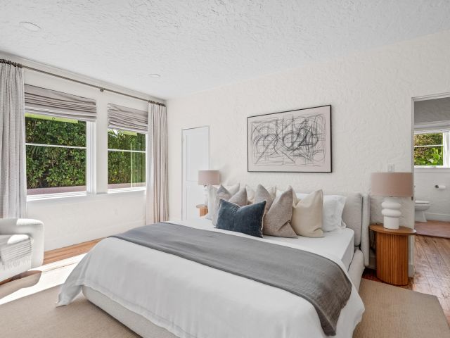 Home for sale at 704 N Swinton Avenue - photo 6707993