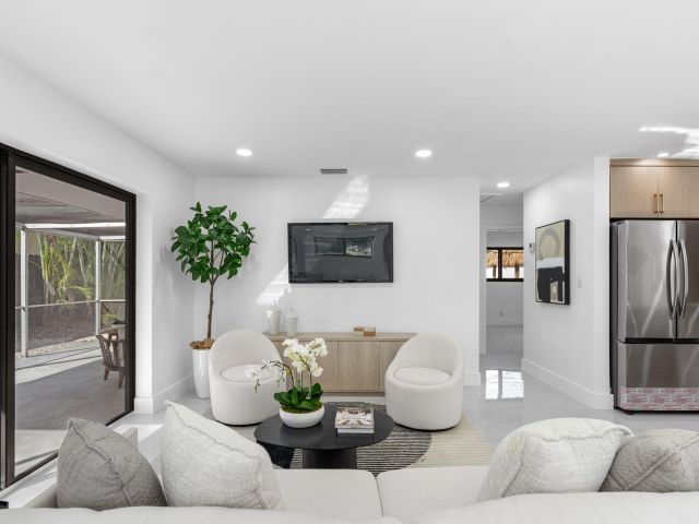 Home for sale at 1659 SE 8th Avenue - photo 6694371