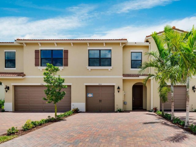 Home for rent at 9952 Brickhill Drive - photo 6705183