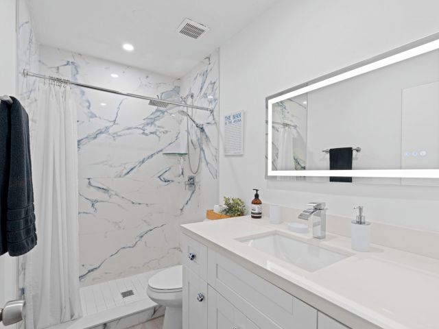 Home for sale at 5285 Sunrise Boulevard - photo 6717187