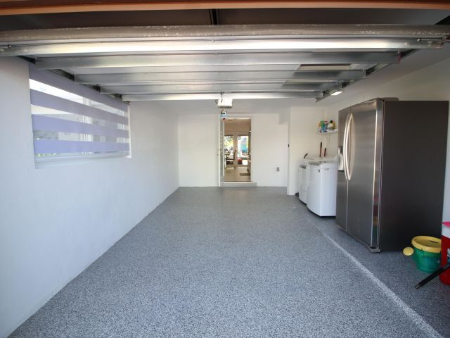 Home for rent at 2548 SE 14th Street E 2548 Se 14th St - photo 6697025