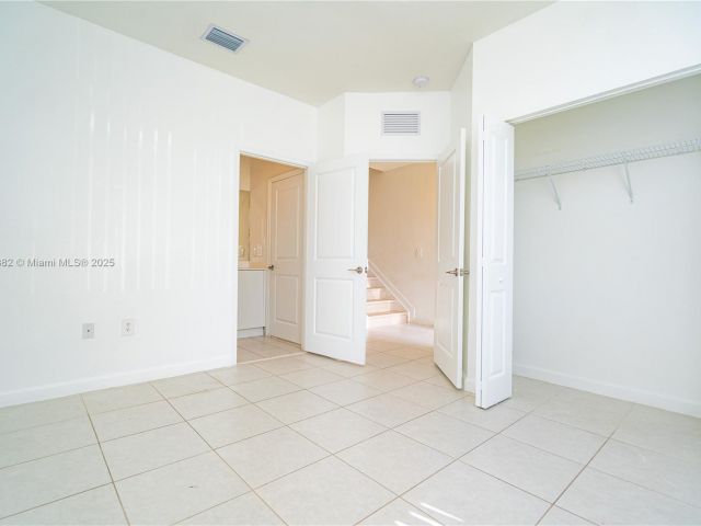 3-bedroom home for rent in Homestead - 13237 SW 286th Ter 13237 - MondialRealty