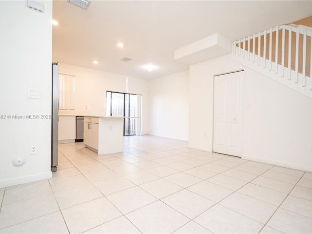 3-bedroom home for rent in Homestead - 13237 SW 286th Ter 13237 - MondialRealty