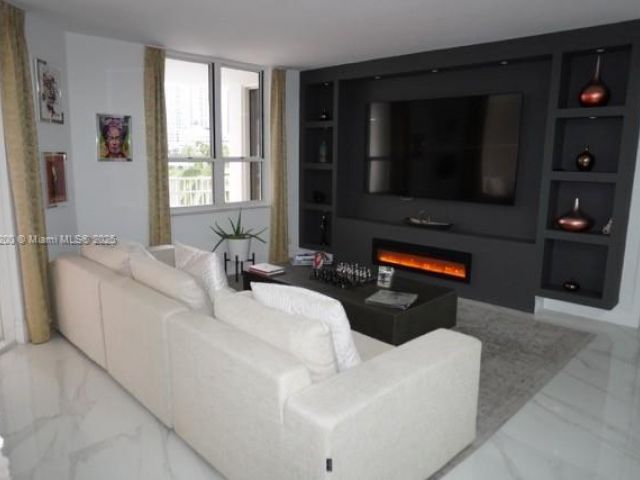 Apartment for sale  Unit #412 - photo 6697868