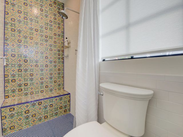 Home for rent at 110 Marine Way Valencia #3 - photo 6717152