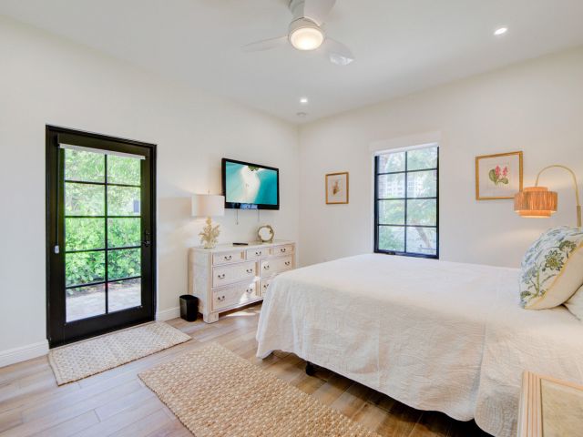 Home for rent at 110 Marine Way Valencia #3 - photo 6717156