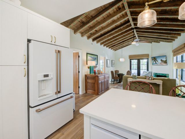 Home for rent at 110 Marine Way Valencia #3 - photo 6717157