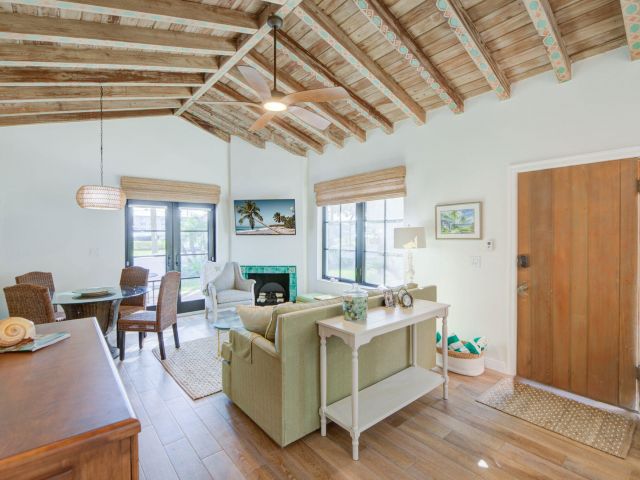 Home for rent at 110 Marine Way Valencia #3 - photo 6717164