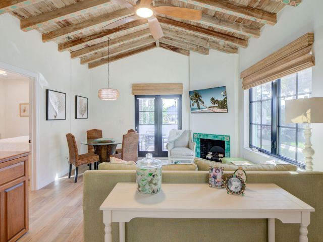 Home for rent at 110 Marine Way Valencia #3 - photo 6717166