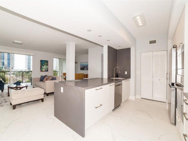 Apartment for sale  Unit #4607 - photo 6694672