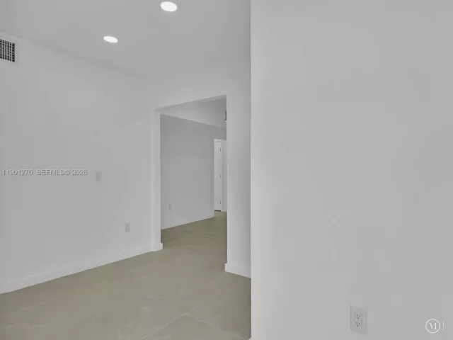 2-bedroom home for sale in Delray Beach - 107 Central Ave - MondialRealty