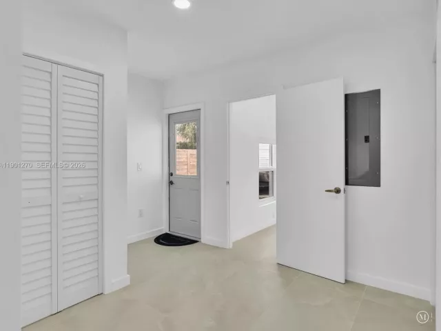2-bedroom home for sale in Delray Beach - 107 Central Ave - MondialRealty