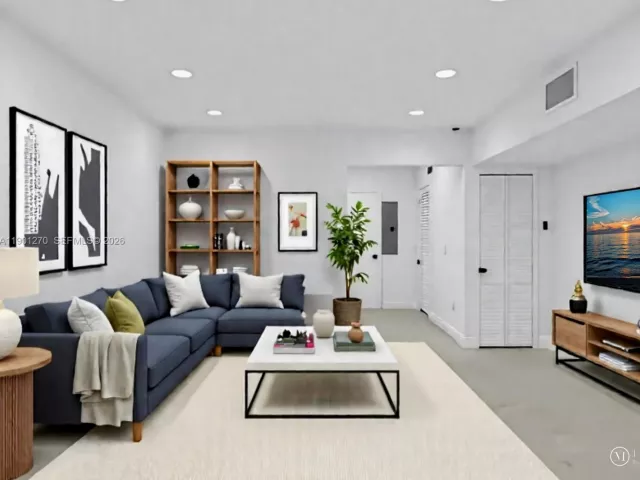 2-bedroom home for sale in Delray Beach - 107 Central Ave - MondialRealty