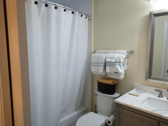 Home for sale at 906 Dickens Place - photo 6711465