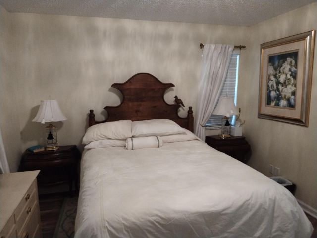 Home for sale at 906 Dickens Place - photo 6711466