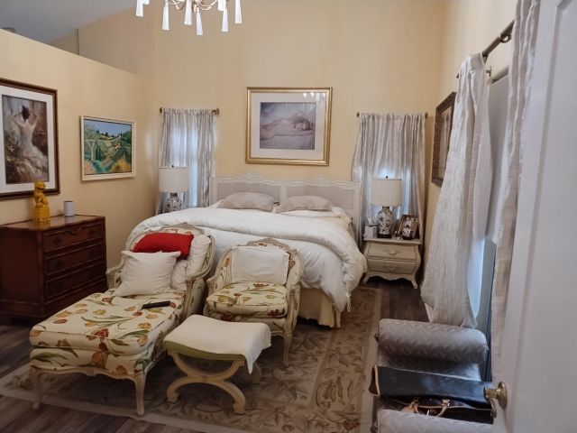 Home for sale at 906 Dickens Place - photo 6711468