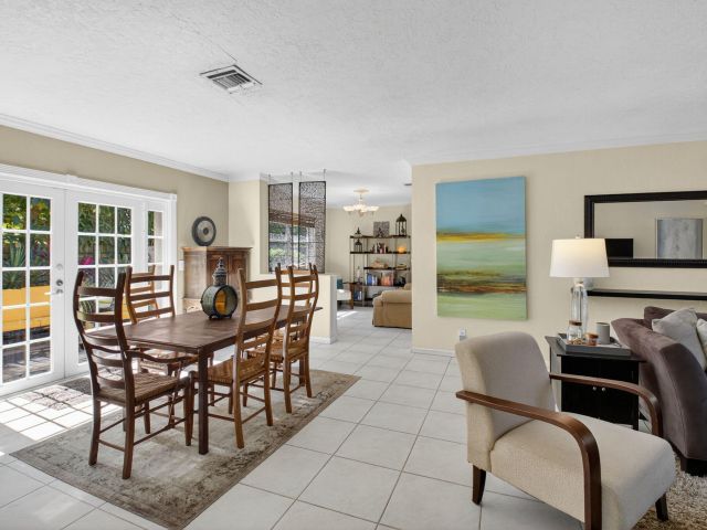 Home for sale at 118 NE 22nd Street - photo 6777559