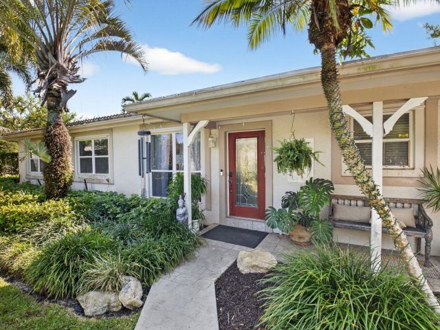 Home for sale at 118 NE 22nd Street - photo 6777565