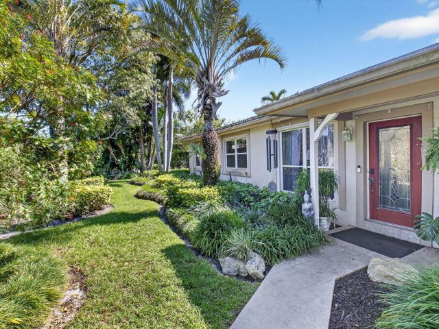 Home for sale at 118 NE 22nd Street - photo 6777566