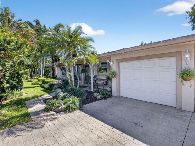 Home for sale at 118 NE 22nd Street - photo 6777567