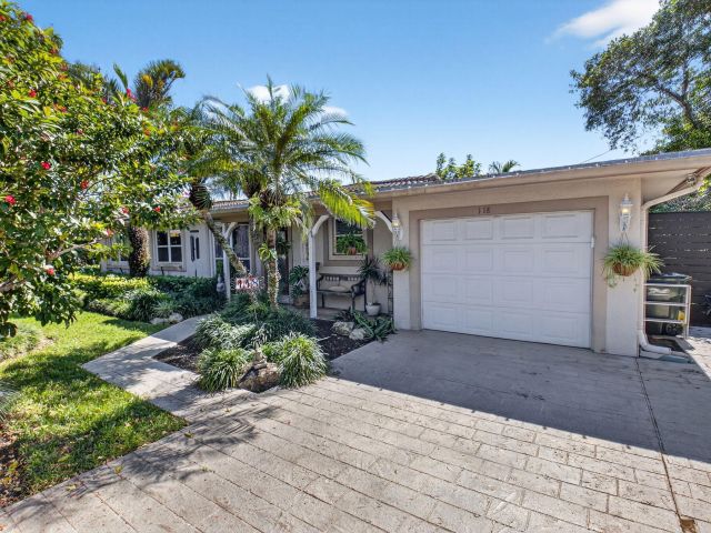 Home for sale at 118 NE 22nd Street - photo 6777568