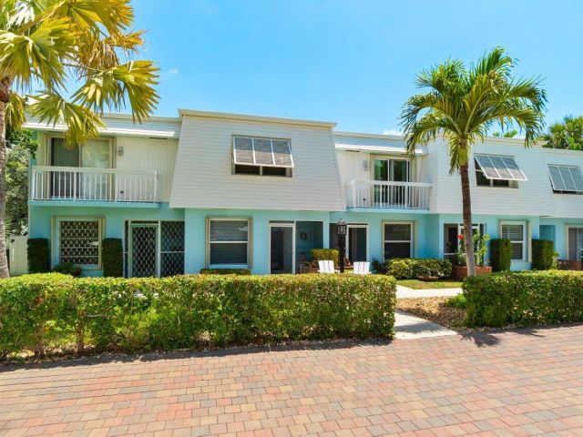 Home for rent at 842 SE 19th Avenue 103 - photo 6695251