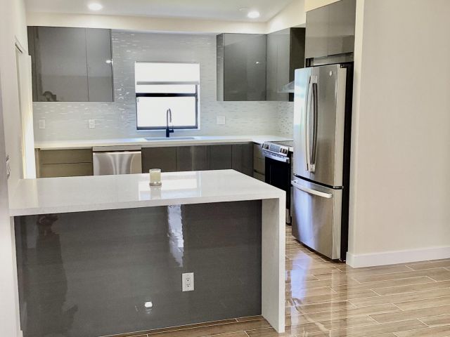 Home for rent at 8895 Old Pine Road 4 - photo 6695454