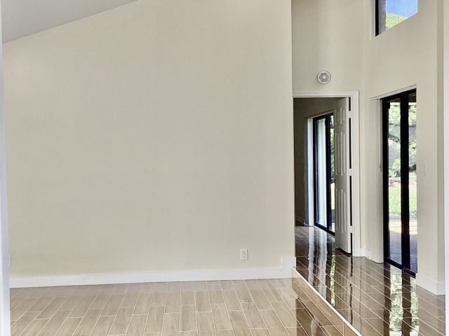 Home for rent at 8895 Old Pine Road 4 - photo 6695456