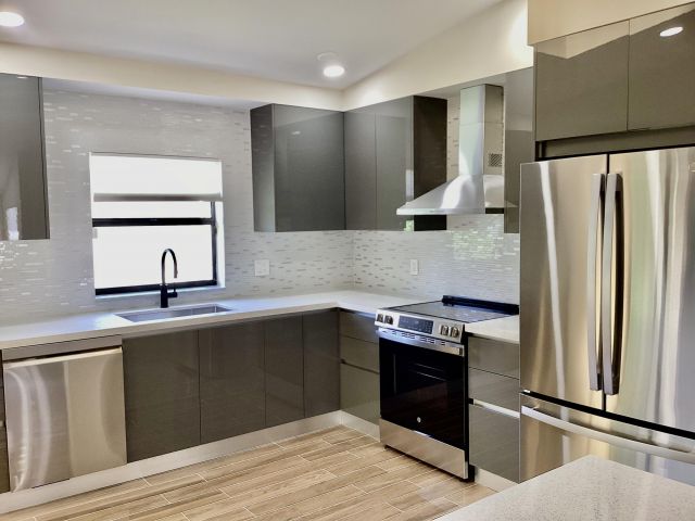 Home for rent at 8895 Old Pine Road 4 - photo 6695462