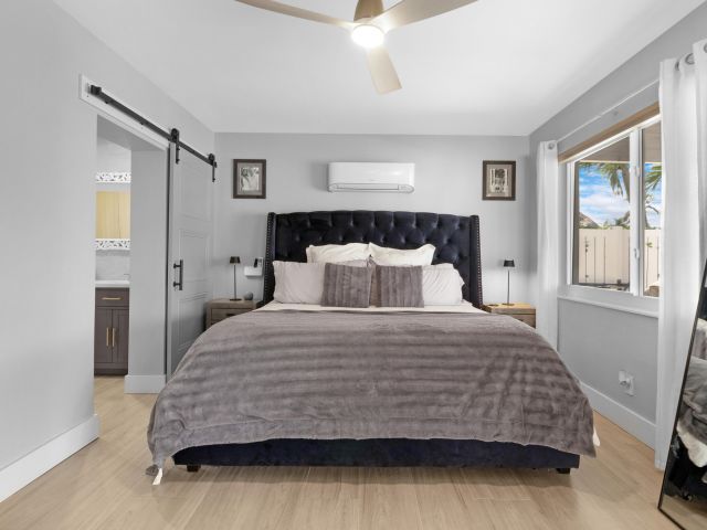 Home for sale at 291 SE 5th Avenue - photo 6694293