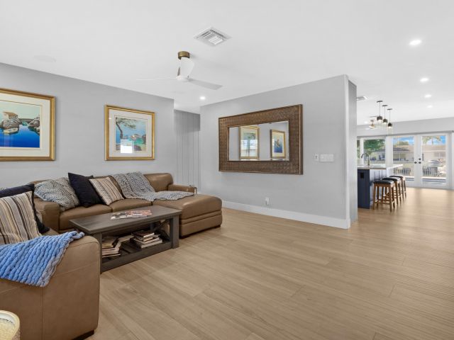 Home for sale at 291 SE 5th Avenue - photo 6694306