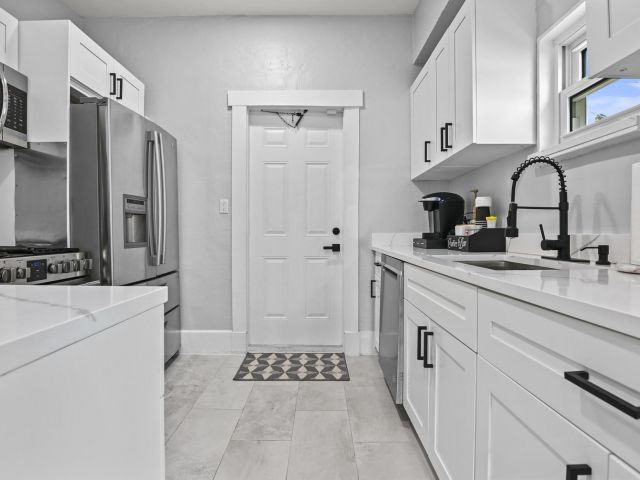 Home for sale at 424 Malverne Road - photo 6708354