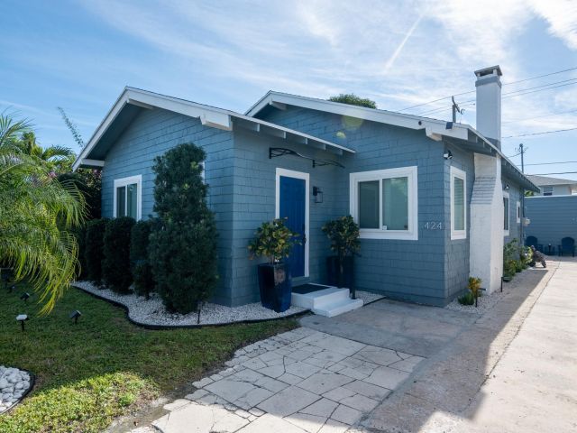 Home for sale at 424 Malverne Road - photo 6708371