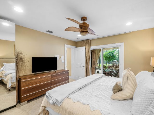 Home for rent at 3509 NW 26th Court - photo 6786693