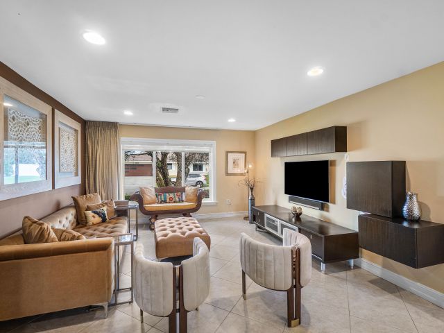 Home for rent at 3509 NW 26th Court - photo 6786706