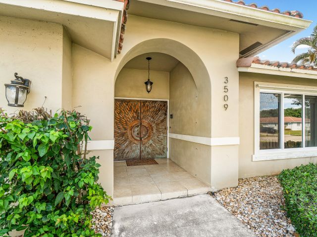 Home for rent at 3509 NW 26th Court - photo 6786710