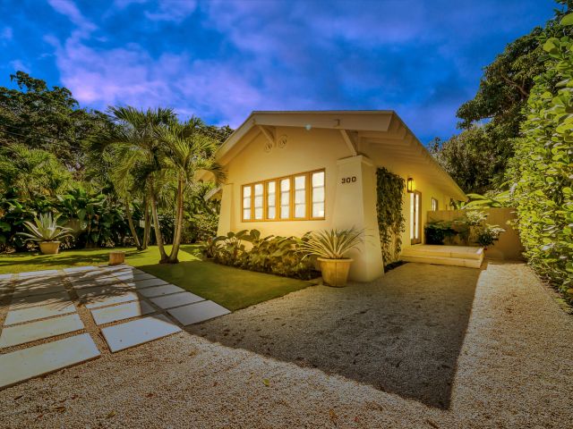 Home for sale at 300 Barcelona Road - photo 6712896