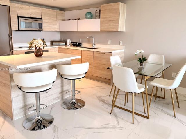 Apartment for rent  Unit #1505 - photo 6835116