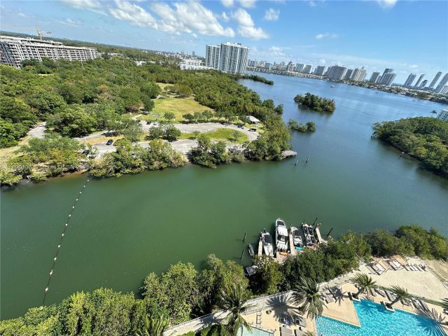 Apartment for rent  Unit #1505 - photo 6835122