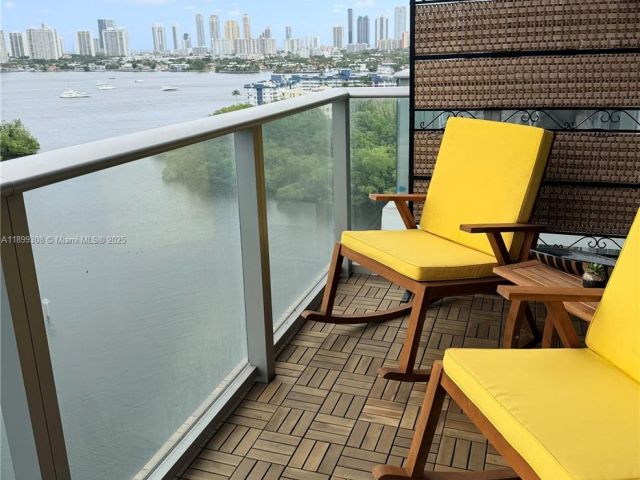 Apartment for rent  Unit #1505 - photo 6835127