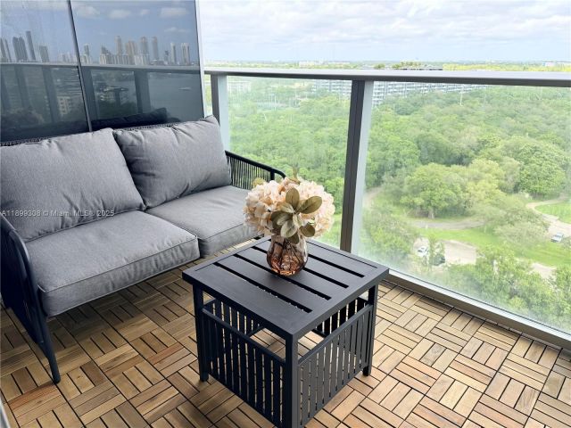 Apartment for rent  Unit #1505 - photo 6835132