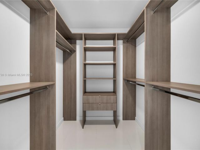 Apartment for sale  Unit #2106 - photo 6695277