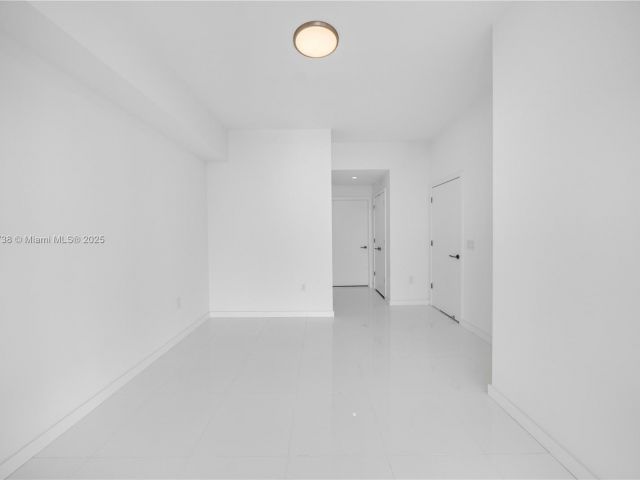 Apartment for sale  Unit #2106 - photo 6695279
