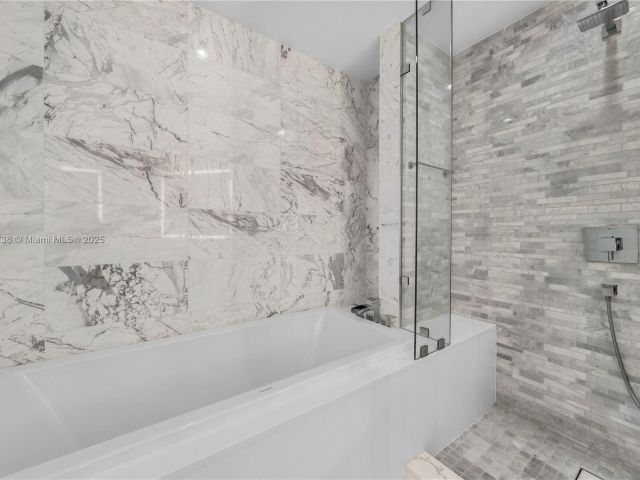 Apartment for sale  Unit #2106 - photo 6695283