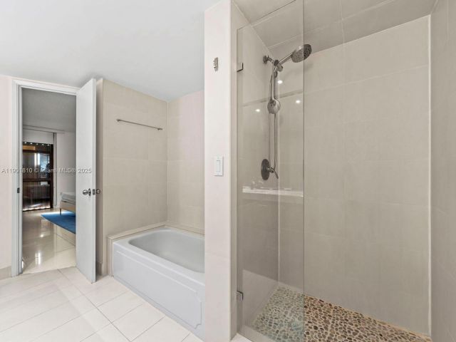 Apartment for rent  Unit #902 - photo 6697890