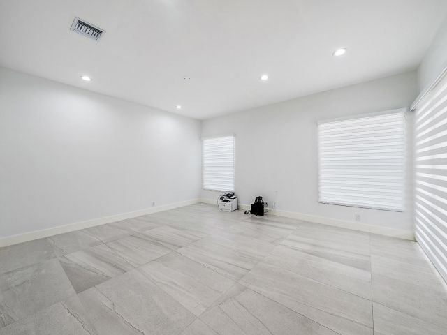 Home for sale at 8734 Lakes Boulevard - photo 6719605