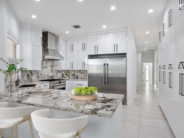 Home for sale at 8734 Lakes Boulevard - photo 6719609