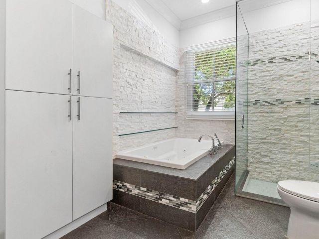 Home for rent at 4023 NW 58th Street - photo 6698625