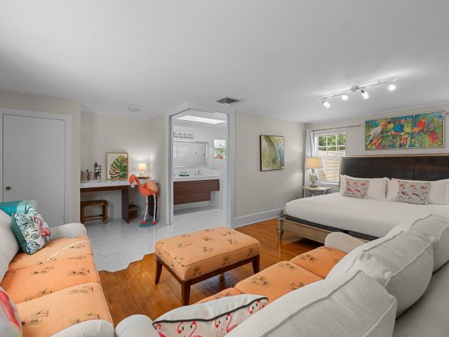 Home for sale at 1608 Lake Avenue - photo 6712935